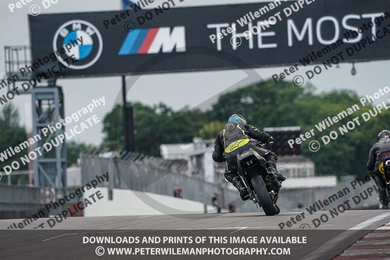 donington no limits trackday;donington park photographs;donington trackday photographs;no limits trackdays;peter wileman photography;trackday digital images;trackday photos